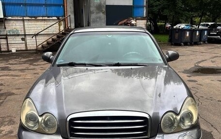 Hyundai Sonata IV рестайлинг, 2001 год, 240 000 рублей, 1 фотография