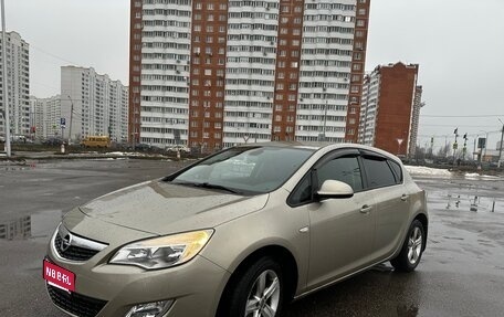 Opel Astra J, 2011 год, 700 000 рублей, 1 фотография
