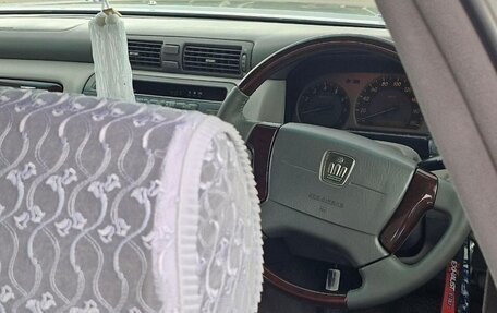 Toyota Crown, 2001 год, 990 000 рублей, 17 фотография