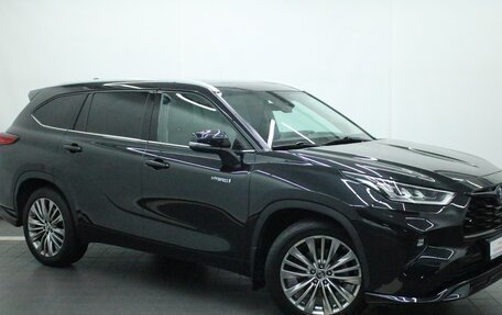 Toyota Highlander, 2021 год, 5 245 000 рублей, 10 фотография