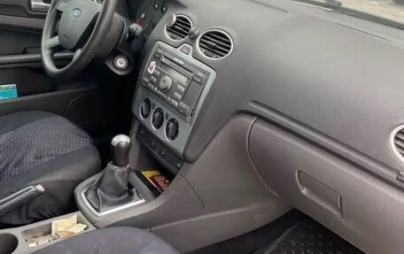 Ford Focus II рестайлинг, 2005 год, 320 000 рублей, 2 фотография