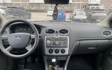 Ford Focus II рестайлинг, 2005 год, 320 000 рублей, 4 фотография