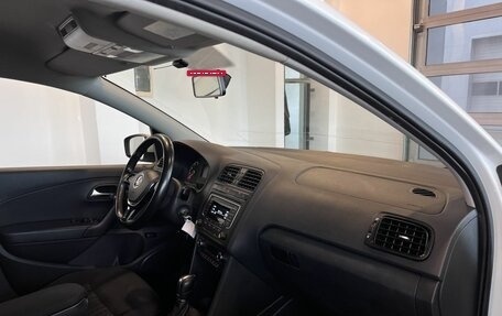 Volkswagen Polo VI (EU Market), 2017 год, 1 275 000 рублей, 12 фотография