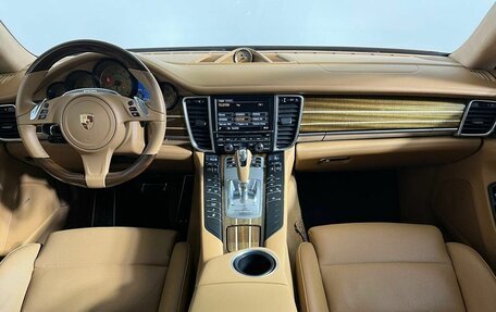 Porsche Panamera II рестайлинг, 2014 год, 3 099 000 рублей, 15 фотография