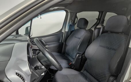 Peugeot Partner II рестайлинг 2, 2009 год, 415 000 рублей, 9 фотография