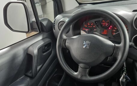 Peugeot Partner II рестайлинг 2, 2009 год, 415 000 рублей, 15 фотография