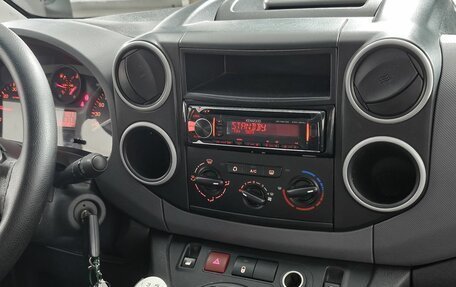 Peugeot Partner II рестайлинг 2, 2009 год, 415 000 рублей, 16 фотография