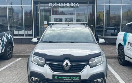 Renault Logan II, 2020 год, 1 385 000 рублей, 2 фотография