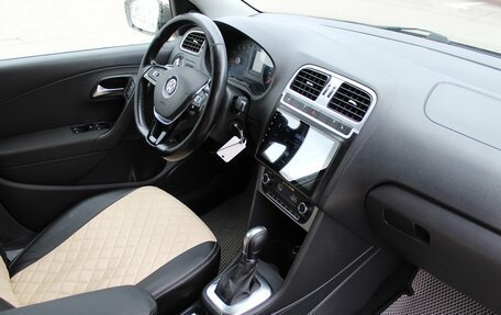 Volkswagen Polo VI (EU Market), 2015 год, 770 000 рублей, 10 фотография