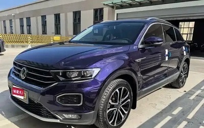 Volkswagen T-Roc I, 2023 год, 2 111 000 рублей, 1 фотография