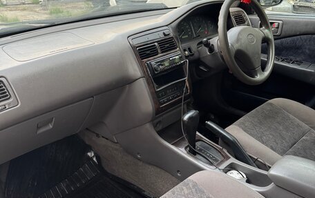 Toyota Carina, 2001 год, 340 000 рублей, 8 фотография