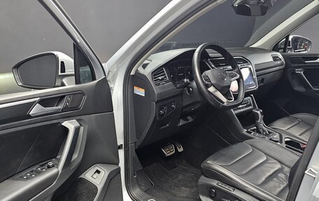 Volkswagen Tiguan II, 2022 год, 3 493 000 рублей, 7 фотография