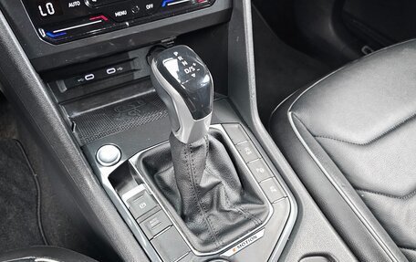 Volkswagen Tiguan II, 2022 год, 3 493 000 рублей, 16 фотография