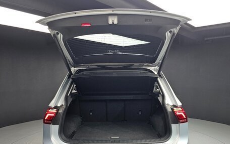 Volkswagen Tiguan II, 2022 год, 3 493 000 рублей, 20 фотография