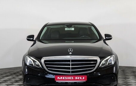 Mercedes-Benz E-Класс, 2019 год, 1 799 000 рублей, 2 фотография