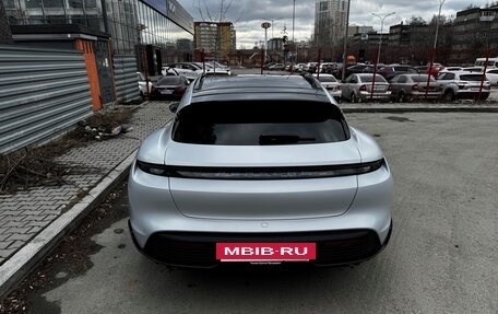 Porsche Taycan I, 2022 год, 12 900 000 рублей, 2 фотография