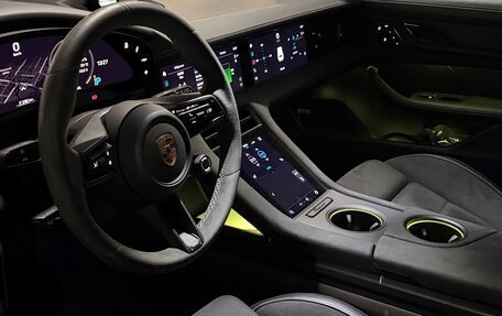 Porsche Taycan I, 2022 год, 12 900 000 рублей, 9 фотография