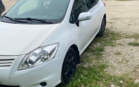 Toyota Auris II, 2012 год, 900 000 рублей, 2 фотография