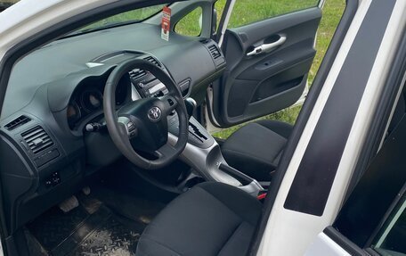 Toyota Auris II, 2012 год, 900 000 рублей, 11 фотография