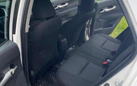 Toyota Auris II, 2012 год, 900 000 рублей, 10 фотография