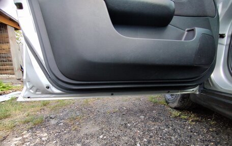 Nissan Tiida, 2005 год, 345 000 рублей, 16 фотография