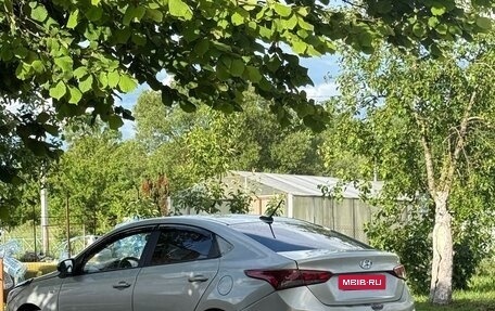 Hyundai Solaris II рестайлинг, 2018 год, 760 000 рублей, 3 фотография
