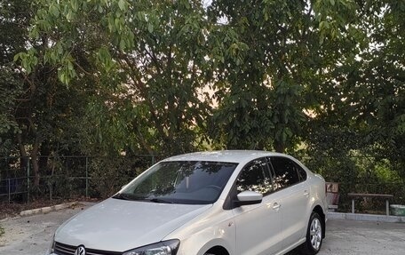 Volkswagen Polo VI (EU Market), 2012 год, 870 000 рублей, 1 фотография