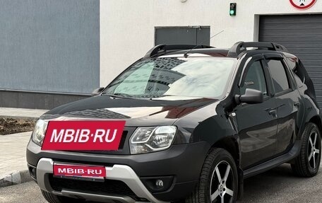 Renault Duster I рестайлинг, 2017 год, 1 050 000 рублей, 1 фотография