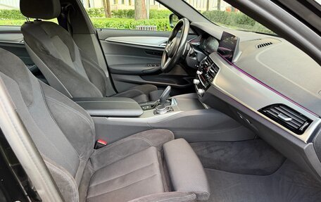 BMW 5 серия, 2019 год, 3 700 000 рублей, 10 фотография