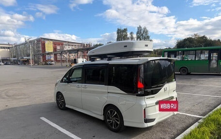 Honda Stepwgn IV, 2020 год, 2 300 000 рублей, 6 фотография