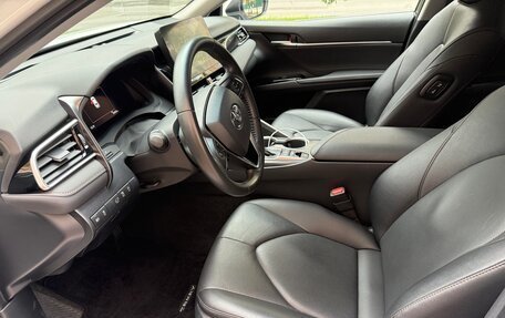 Toyota Camry, 2023 год, 3 500 000 рублей, 5 фотография