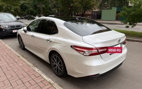 Toyota Camry, 2023 год, 3 500 000 рублей, 4 фотография
