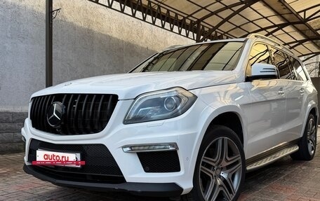 Mercedes-Benz GL-Класс, 2015 год, 3 500 000 рублей, 2 фотография
