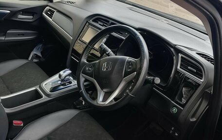 Honda Shuttle II, 2015 год, 1 220 000 рублей, 14 фотография