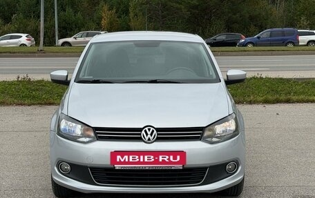 Volkswagen Polo VI (EU Market), 2011 год, 845 000 рублей, 3 фотография