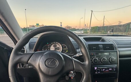 Lexus IS II рестайлинг 2, 2000 год, 1 050 000 рублей, 12 фотография