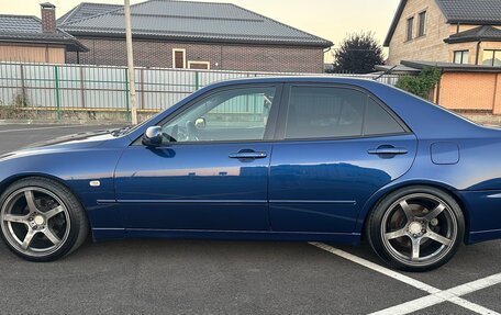 Lexus IS II рестайлинг 2, 2000 год, 1 050 000 рублей, 10 фотография