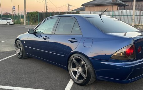 Lexus IS II рестайлинг 2, 2000 год, 1 050 000 рублей, 9 фотография