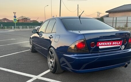 Lexus IS II рестайлинг 2, 2000 год, 1 050 000 рублей, 8 фотография