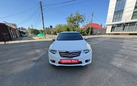 Honda Accord VIII рестайлинг, 2012 год, 1 750 000 рублей, 2 фотография