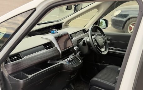 Honda Freed II, 2021 год, 1 400 000 рублей, 5 фотография