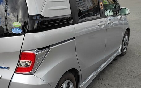 Honda Freed I, 2015 год, 1 300 000 рублей, 5 фотография
