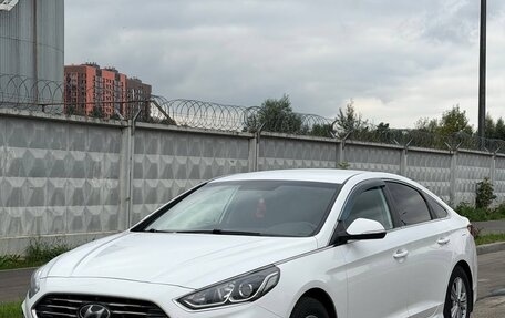 Hyundai Sonata VII, 2019 год, 1 230 000 рублей, 3 фотография