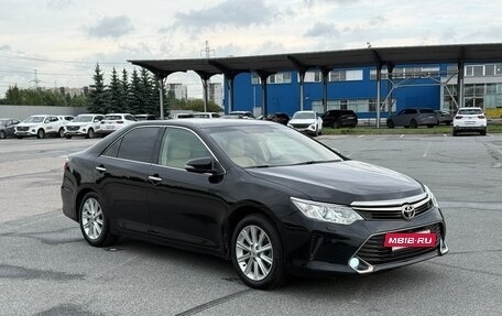 Toyota Camry, 2015 год, 1 900 000 рублей, 3 фотография