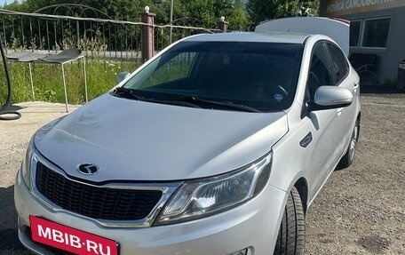KIA Rio III рестайлинг, 2013 год, 765 000 рублей, 3 фотография