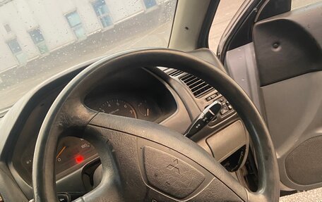 Mitsubishi Galant VIII, 2004 год, 294 000 рублей, 12 фотография