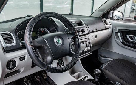 Skoda Fabia II, 2007 год, 400 000 рублей, 15 фотография