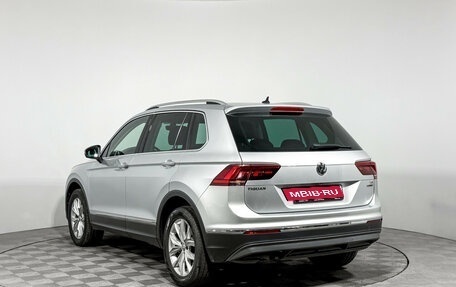 Volkswagen Tiguan II, 2017 год, 2 590 000 рублей, 7 фотография