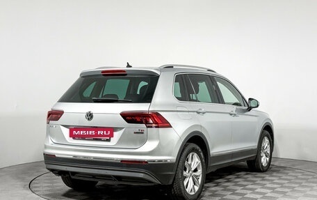 Volkswagen Tiguan II, 2017 год, 2 590 000 рублей, 5 фотография