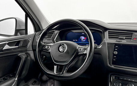 Volkswagen Tiguan II, 2017 год, 2 590 000 рублей, 14 фотография